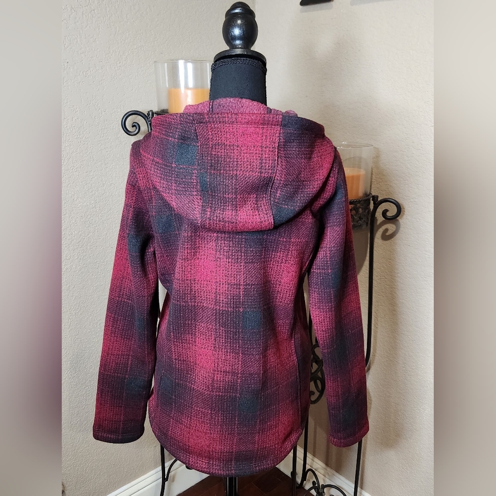 The NorthFace Crescent Red and Black Plaid Hoodie With Toggle Buttons. Size S - Picture 3 of 11
